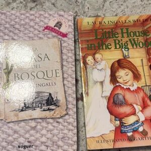 Little House in the Big Woods Book’s English and Spanish version.